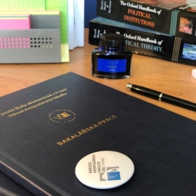 Posunutí termínu odevzdání bakalářských a diplomových prací